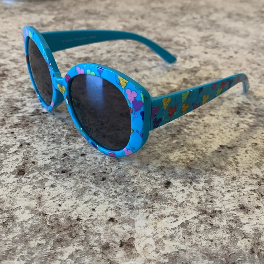 Kids Disney park sunglasses